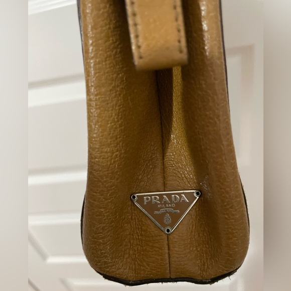 Vintage Prada Cinghiale Leather Satchel (WITH OR WITHOUT SHOULDER STRAP) - Picture 4 of 15